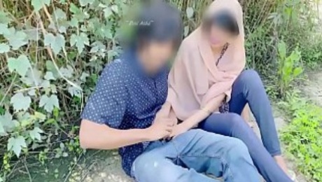 Hijab desi girl fucked in jungle with her boyfriend
