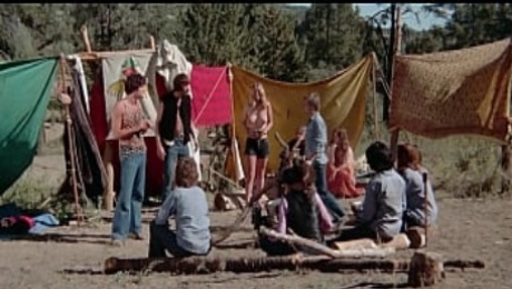 Fugitive Girls (1974)