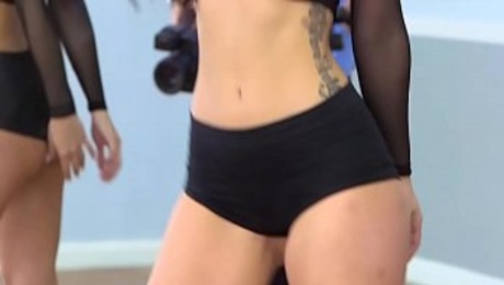 Teen Kelsi loves exercising her ass and has it filmed