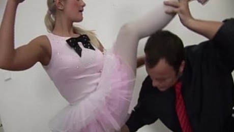 flexible ballerina gets fisted