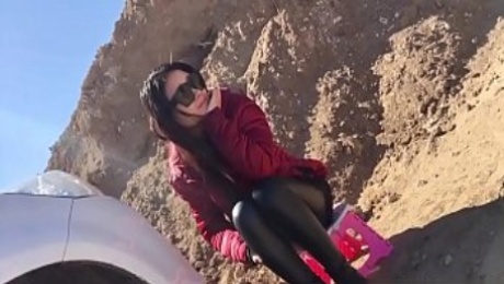 Fucking a Hot Chinese Hitch Hiker !!