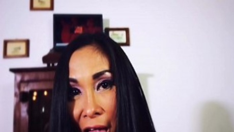Thai queen Suzie Q suck cock and facial in Pocahontas dress