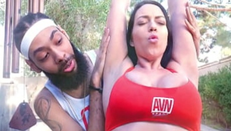 Hot latina MandiMayxxx gets her pussy STRETCHED out by Freaky Yoga Instructor Majiik Montana