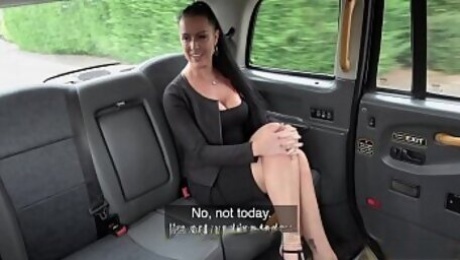 Fake Taxi Texas Patti and her Wild Fucking Ride in UK