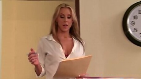 Suggestion Box scene starring Carolyn Reese and Danny Mountain
