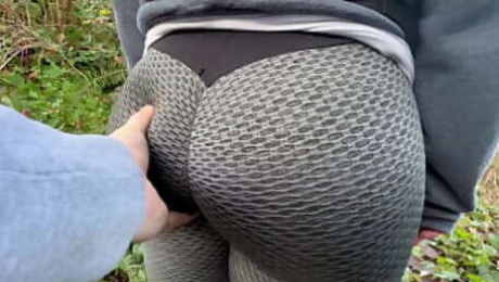 Public Park Bubble Butt Girl Groping