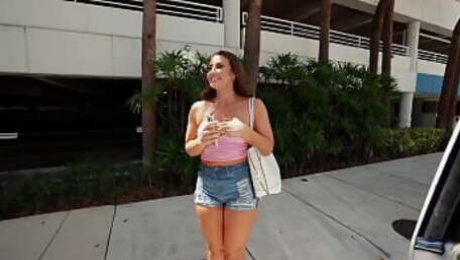Mandy Waters Fucks to Buy a House With Jayher