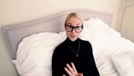 Horny Stepson Request Hot Blonde Stepmom Sarah Vandella For Sex