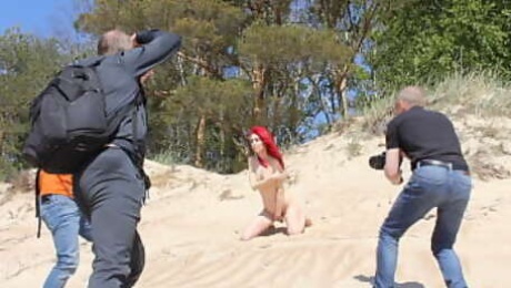 Nude shooting in the dunes