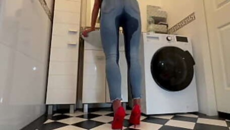 Wetting extremely Jeans and Red classic High Heels and play with Pee