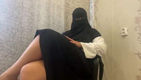 hijab arab stepmom masturbation