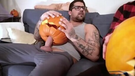 DadCreep - Stepdad and stepson fuck pumpkins on halloween