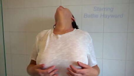 Bettie Hayward Takes A Shower