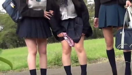 Spied japanese teens pee