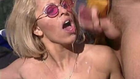 Estelleandfriends: Dolly Golden, French pornstar 90'