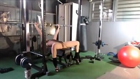 Dutch Olympic Gymnast workout video