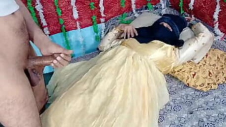 yellow dressed desi bride pussy fucking hardsex with indian desi big cock on xvideos india xxx