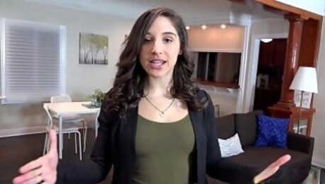 College student fucks hot ass real estate agent