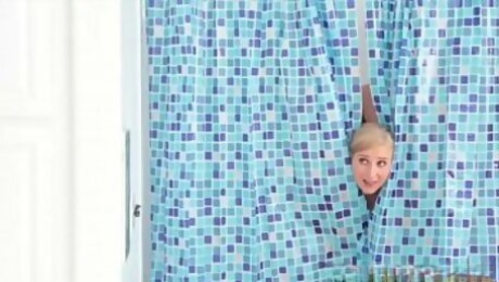 Pervy Stepmommy Fucking Stepson in Bath