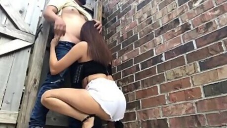 Crazy girlfriend gives BlowJob on Alley - Lexi Aaane