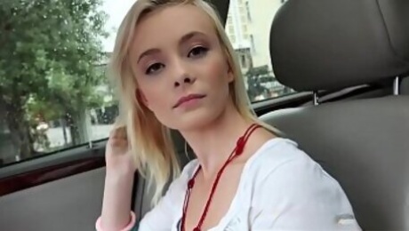 Southern Teen (Maddy Rose) Fucks in the Car for a free ride - MOFOS