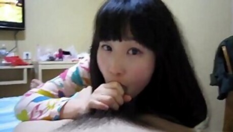 Real-life Chinese couple's stolen homemade sex tape