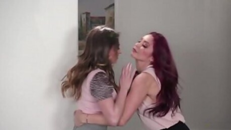 Girl Fight Ends Up Wild Lesbian sex - Quinn Wilde and Monique Alexander
