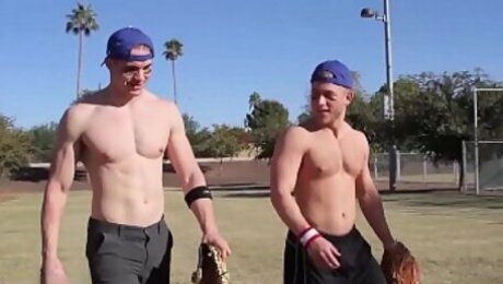 Baseball Buddies Fuck After Practice. HOT PLAYERS!