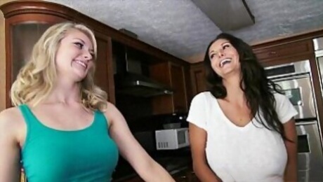 Hot MILFs 3some Alli Rae, Ava Addams 3