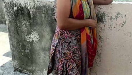 Boy seduces neighbors Aunty Girl to fuck hard Hindi Audio
