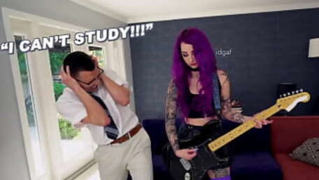 Geek Cant Study Because His Hot Rockstar Step Sister Valerica Steele Wants To Jam Out And Fuck