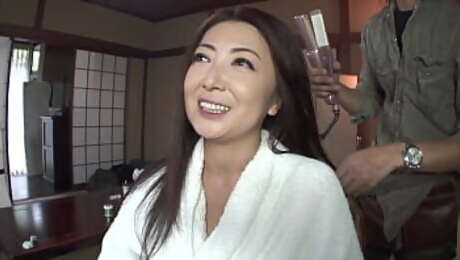 The Squirting Queen - Beautiful japanese mature wife is doing her first adult video