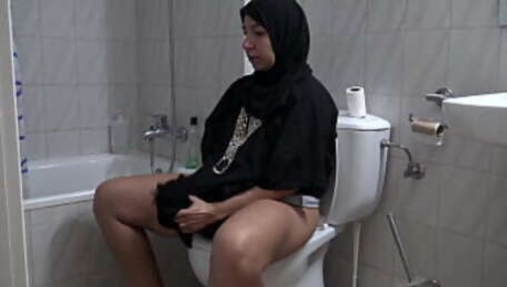 RISKY SEX!!! Stepson fucks my asshole in the toilet while my husband is at work