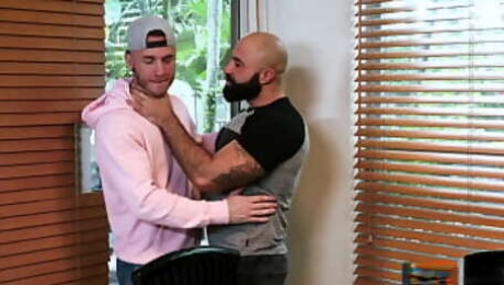 Hairy gay bloke fucks like mad - Atlas Grant, Mac Savage