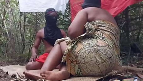 Lie lie native doctor pulls off married woman wrapper to knack her white pussy in his shrine