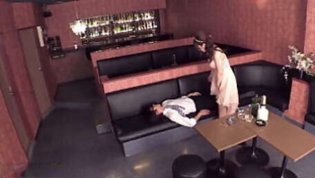 Jav porn 4k fucking a sexy japanese teen in a nice pub of Tokyo city