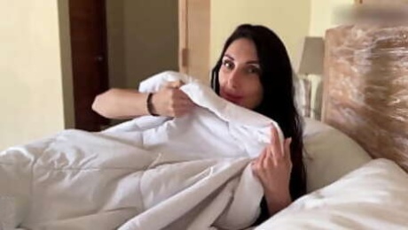 My stepmother woke up in my bed in the morning. Hot MILF got a creampie.