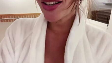 Hotel Spa public masturbation, almost caught (SAUNA RISKY)