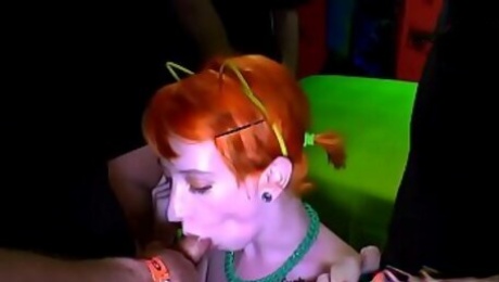 Cum gulping bitch bukkake