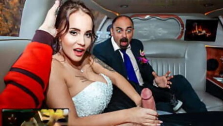 VIP4K. Random passerby scores luxurious bride in the wedding limo