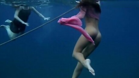 Swimming Naked Russian Babes