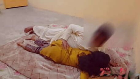 Indian teen(18 )first time anal sex with boyfriend clear hindi audio