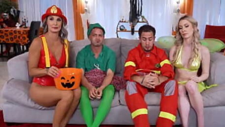 Swap Sex on Sexy Halloween Day
