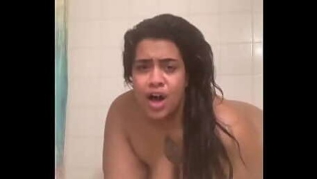 Fresh Face And Bare Ass- Watch Me Fuck Myself In The Shower