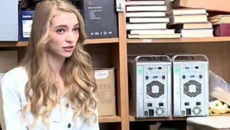 Russian teen thief busted by a lost prevention officer