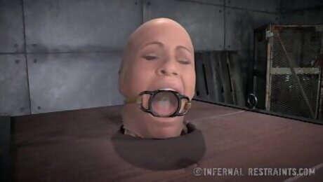 Busty MILF Orgasmed In