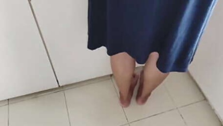 Sneaky and peaky