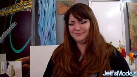 Cute Chubby Painter Chelsea Dagger Seduces Her Hung Model