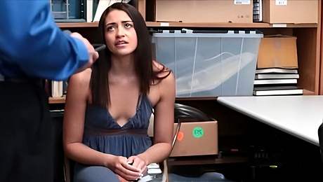 Virgin shoplifter teen loses it to a horny mall cop