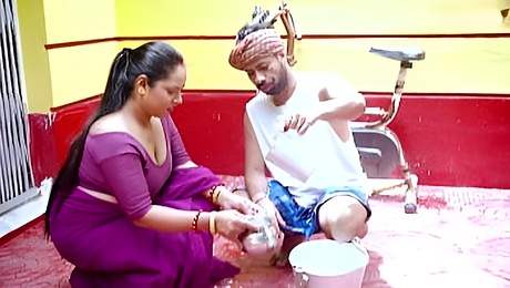 milkman antim harcore fuck with arshi Bhabhi when she was alone at home full movie ( hindi audio )